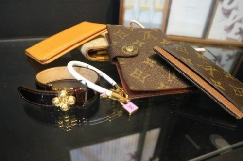 ラグジュアリーブランドのラグジュアリーブランド