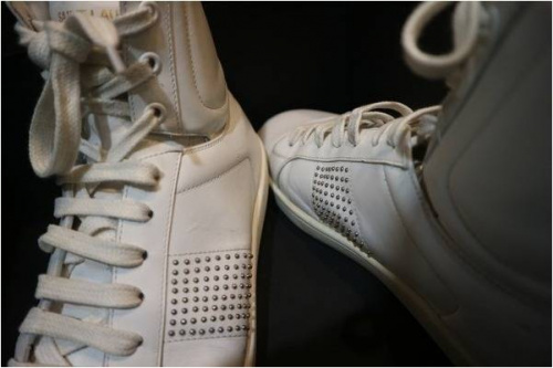 スニーカーのYVES SAINT LAURENT