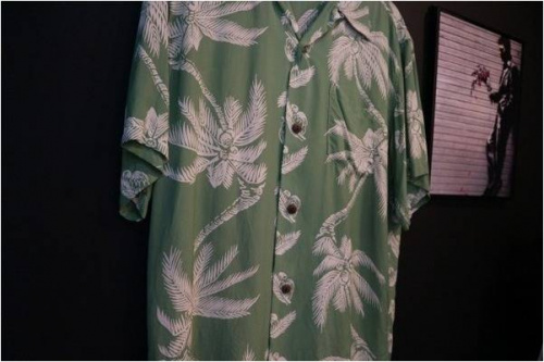 オープンカラーシャツ