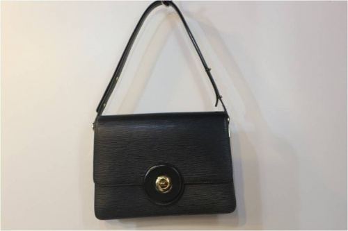 レアアイテムの新小岩