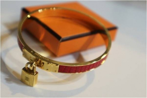 ラグジュアリーブランドのHERMES