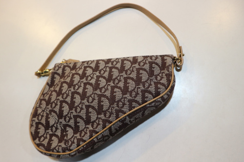 インポートブランドの新小岩