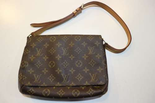 ラグジュアリーブランドのLOUIS VUITTON（ルイ・ヴィトン）