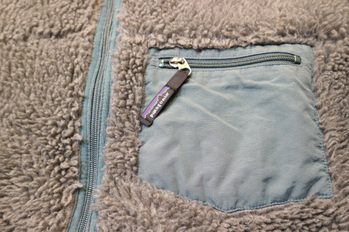 カーディガンのCLASSIC RETRO CARDIGAN