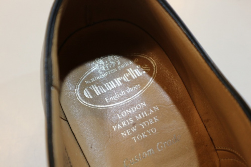 チャーチの革靴