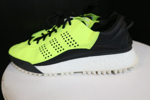 スニーカーのメンズ