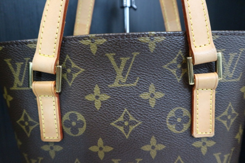 ルイ ヴィトンのバッグ