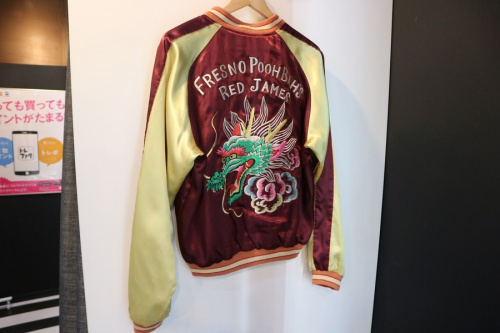 トウヨウエンタープライズのスカジャン