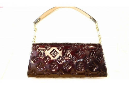 ルイヴィトンのハンドポーチ