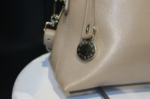 フルラのバッグ