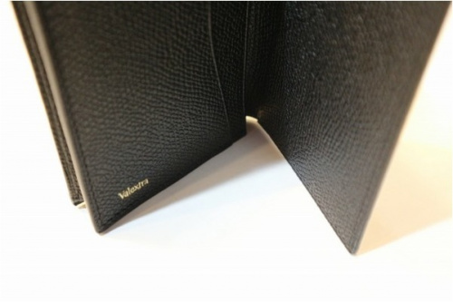 インポートブランドのvalextra