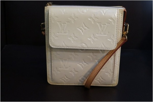 LOUIS VUITTON のルイヴィトン