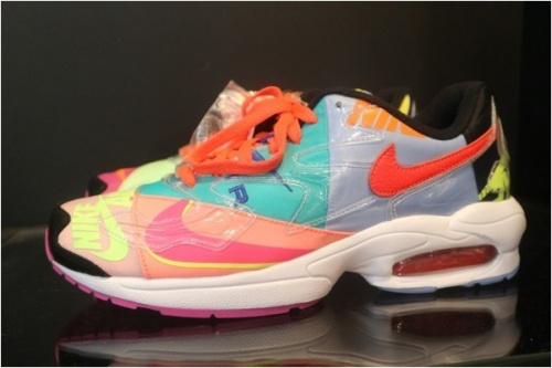 スニーカーのATMOS