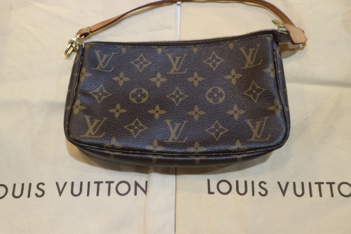 ラグジュアリーブランドのLOUIS VUITTON