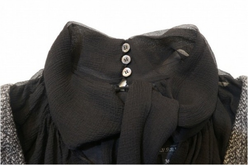 グッチのウール・シルクワンピース