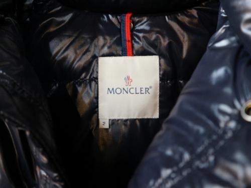 ラグジュアリーブランドのMONCLER