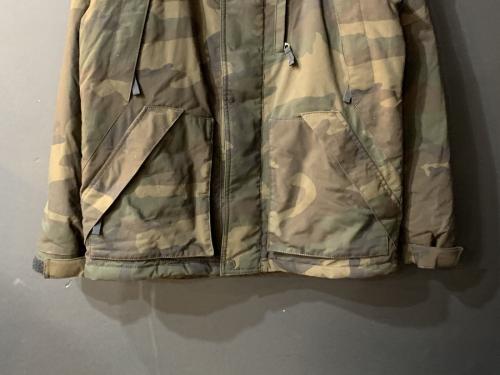 ザノースフェイスのノベルティエレバスジャケット