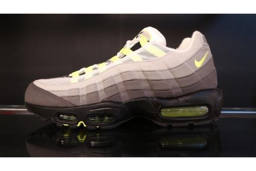 ナイキのNIKE AIR MAX 95 OG