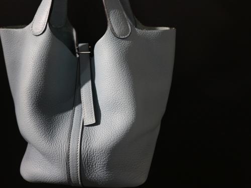 ラグジュアリーブランドのHERMES