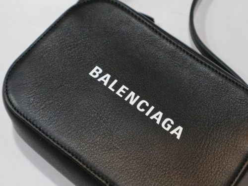 ラグジュアリーブランドのBALENCIAGA