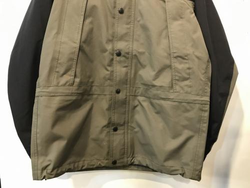 ノースフェイスのマウンテンライトジャケット