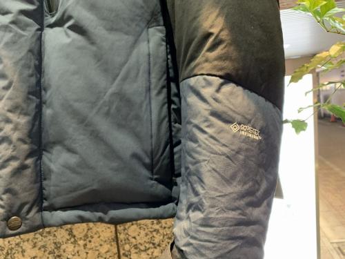 バルトロライトジャケット