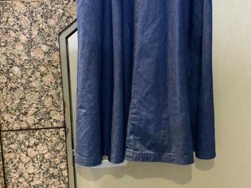 シンメのデニムグルカスカート