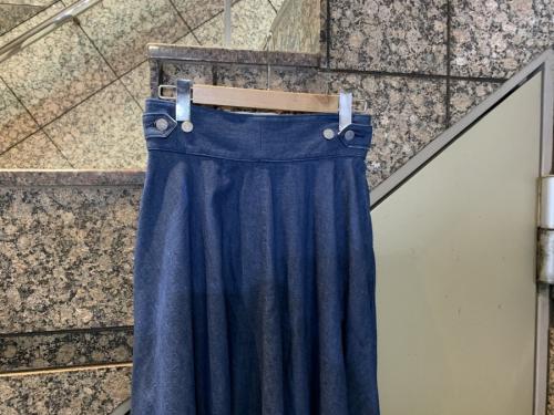 デニムグルカスカート