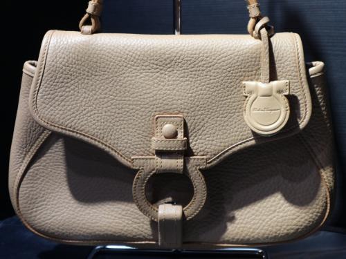 ワンショルダーバッグ