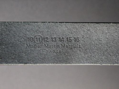 メタルバックルベルトのベルト