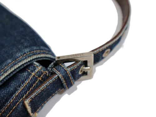 フェンディのマンマバゲットデニム