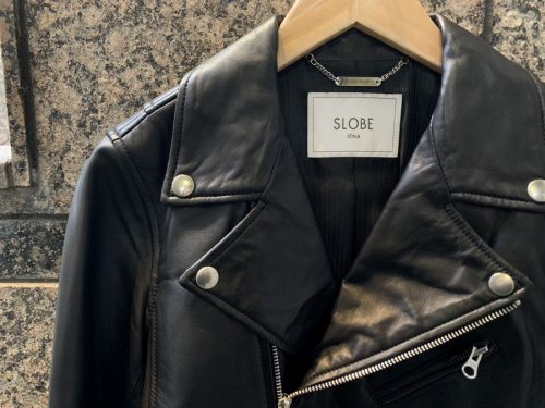 キャリアファッションのSLOBE IENA