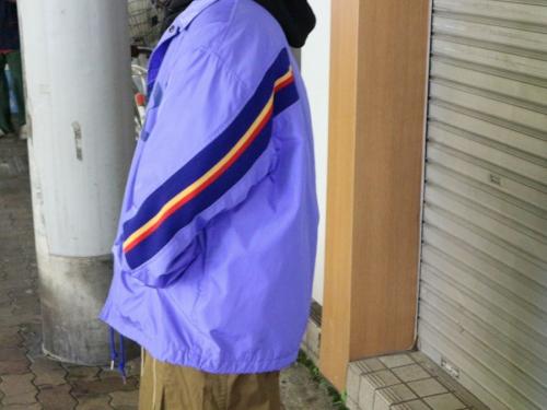 ファセッタズムのコーチジャケット