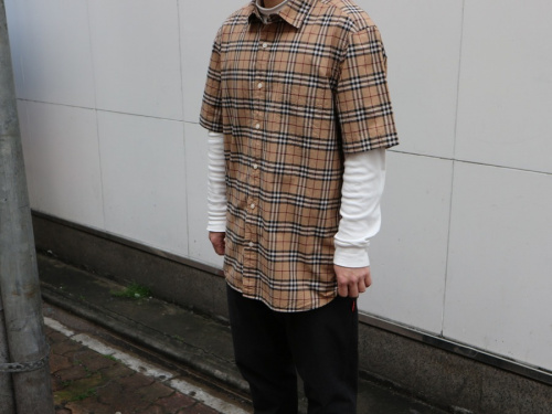 インポートブランドのBURBERRY