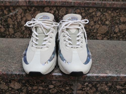 スニーカーのメンズ