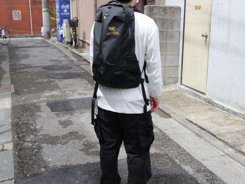 アローのバックパック
