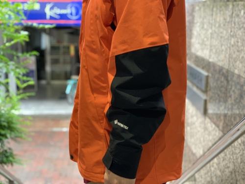 マウンテンジャケット