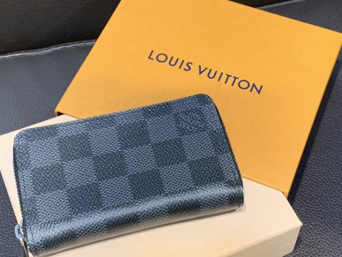 インポートブランドのLOUIS VUITTON 　