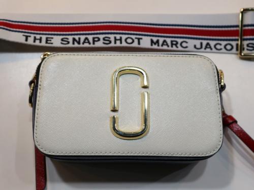 MARC JACOBSのマークジェイコブス
