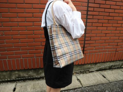 インポートブランドのBURBERRY LONDON