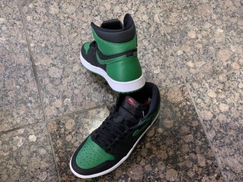 ナイキのAIR JORDAN 1 RETRO HIGH OG