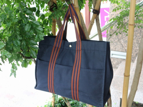 ラグジュアリーブランドのHERMES