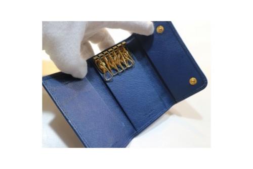 プラダのキーケース