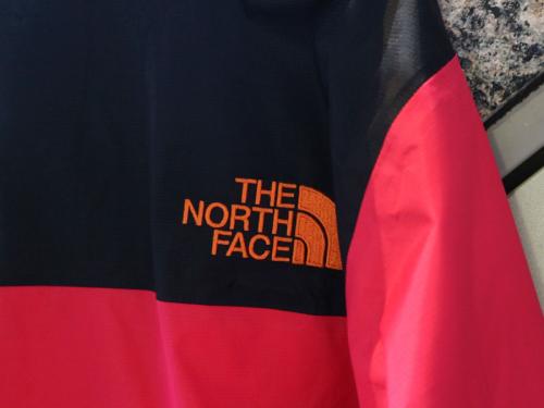 ノースフェイスのマウンテンパーカー