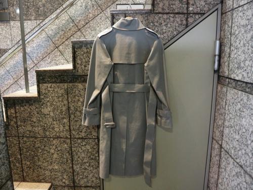 バレンシアガ×マッキントッシュの新小岩