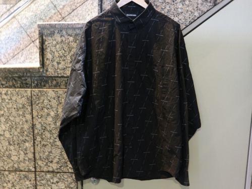 ラグジュアリーブランドのBALENCIAGA