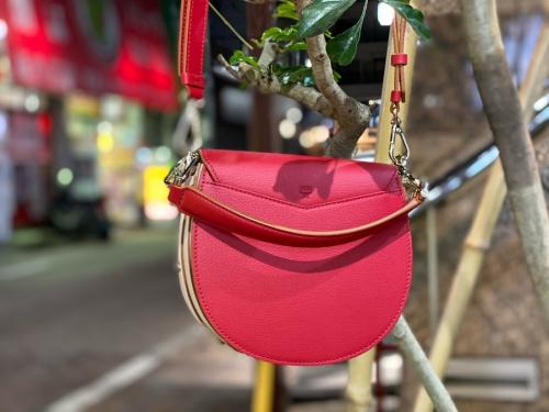 Patricia Crossbodyのショルダーバッグ