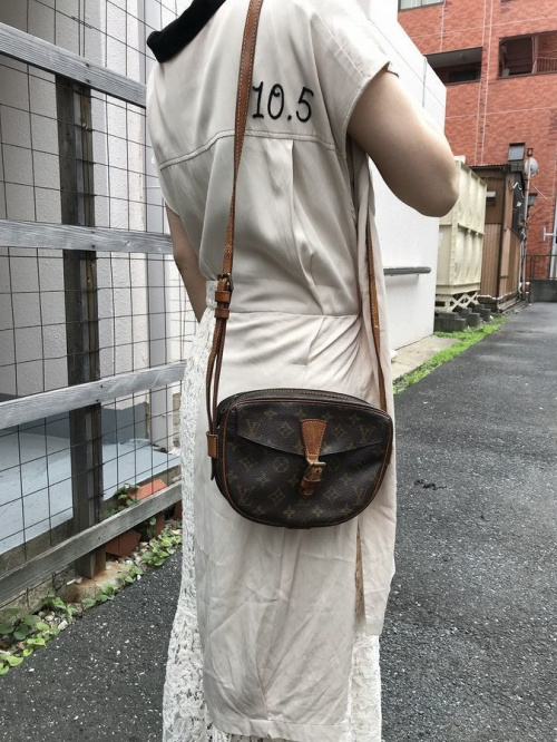 ラグジュアリーブランドのLOUIS VUITTON