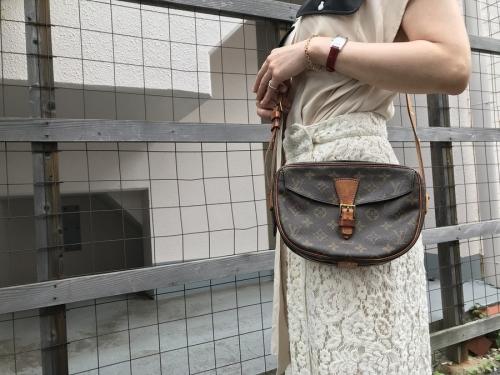 LOUIS VUITTONのルイ ヴィトン