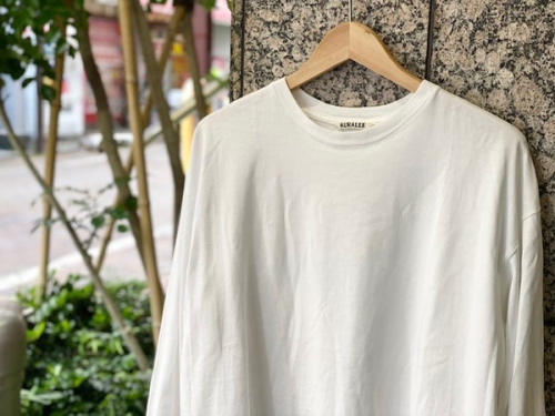 ドメスティックブランドのAURALEE